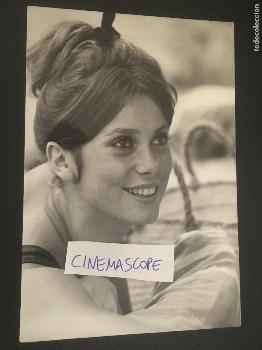 Cine: catherine deneuve foto original antigua