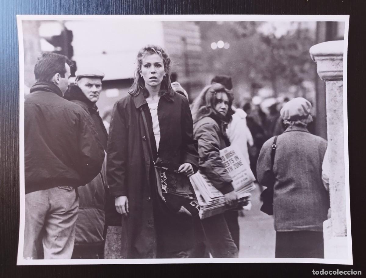Cine: AGENDA OCULTA (1990) - FRANCES MCDORMAND - Prensa Original - Dir. Ken Loach - Cannes - Impecable
