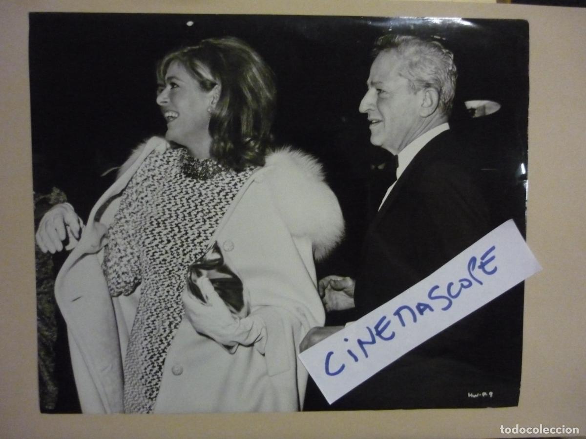 Cine: melina mercouri - foto original b/n - jules dassin en estreno de un film