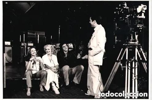 Cine: FOTO ORIGINAL 18x24 cm -- INMA DE SANTIS - NADIA WINDELL EN PELICULA NUNCA EN HORAS DE CLASE