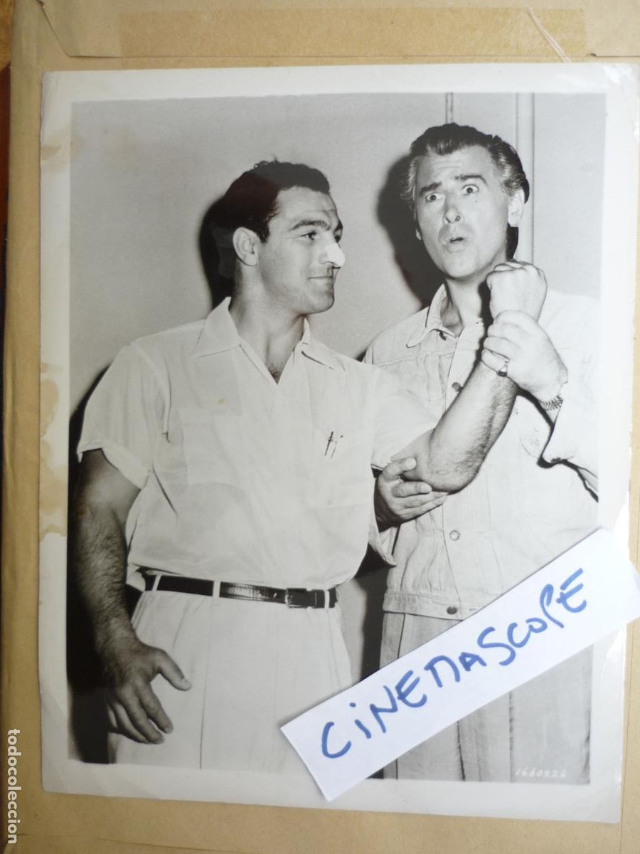 Cine: stewart granger- foto b/n original - rocky marciano boxeador - Los contrabandistas de Moonfleet set