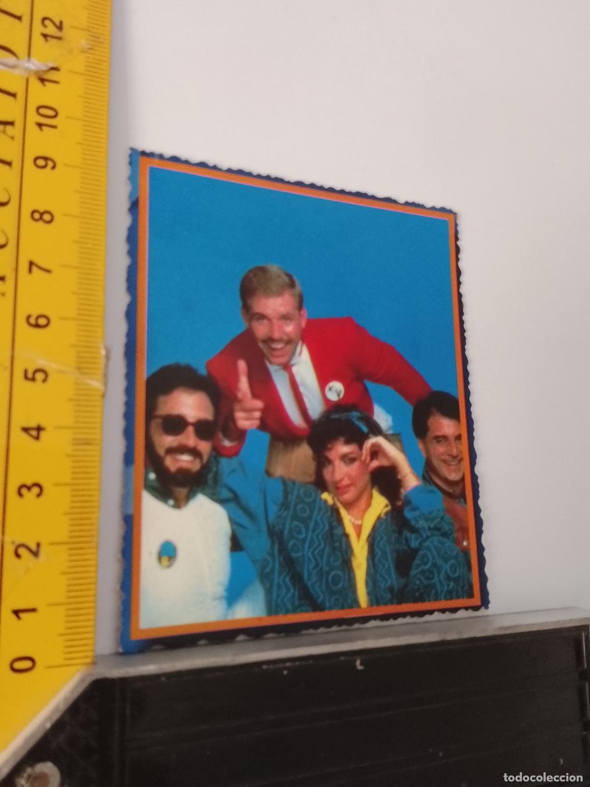 Cine: CARTON TROQUELADO TIPO CROMO - FOTO ARTISTA CANTANTE Gloria Estefan Miami sound machine