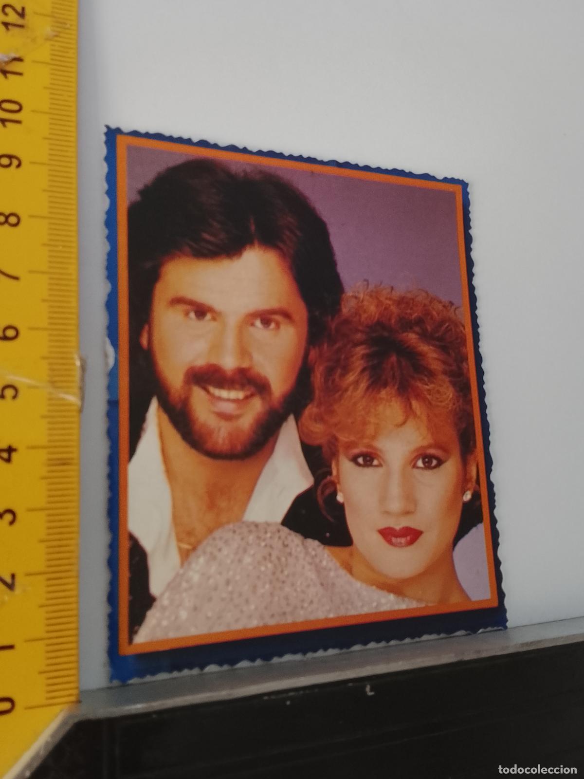 Cine: CARTON TROQUELADO TIPO CROMO - FOTO ARTISTA CANTANTE Pimpinela