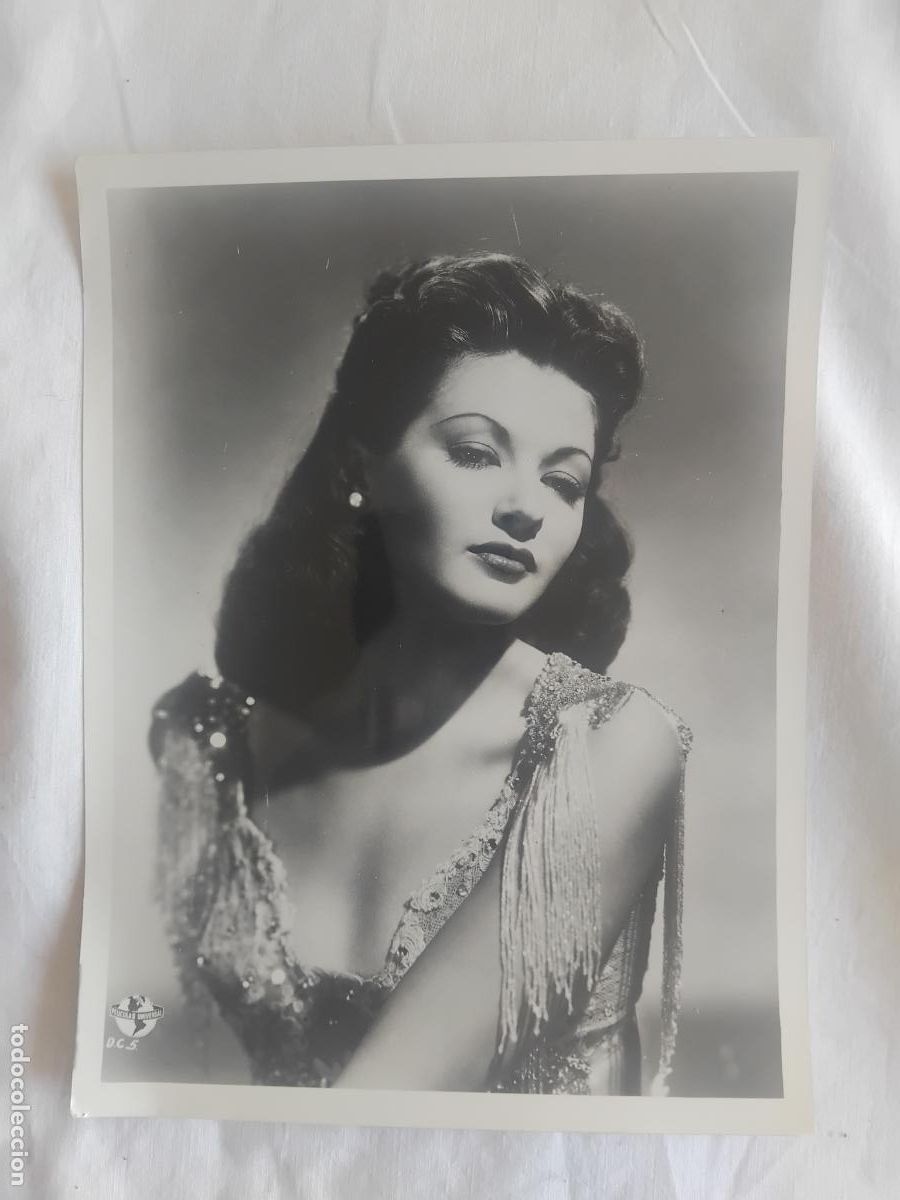 Cine: FOTOGRAFIA DE IVONNE DE CARLO. 18,50 X 24,50 CM.