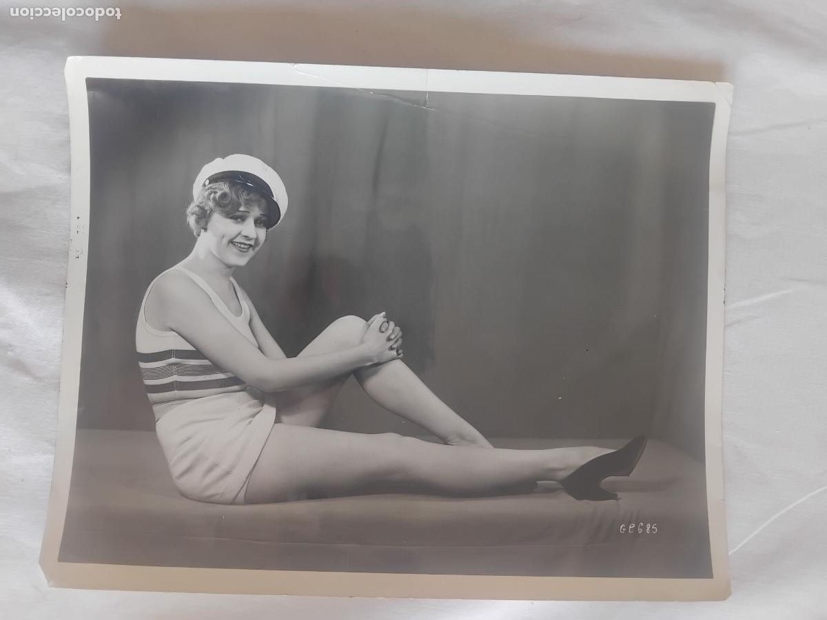 Cine: FOTOGRAFIA DE FANNY CLAIRE PROTAGONISTA DE RIVE GAUCHE. 25 X 21 CM.