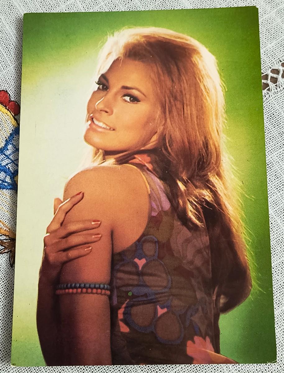 Cine: POSTAL CINE | ACTRIZ RAQUEL WELCH / BERGAS (5)