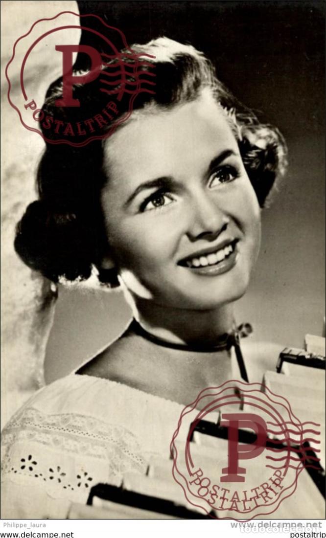 Cine: DEBBIE REYNOLDS EN CANTANDO BAJO LA LLUVIA