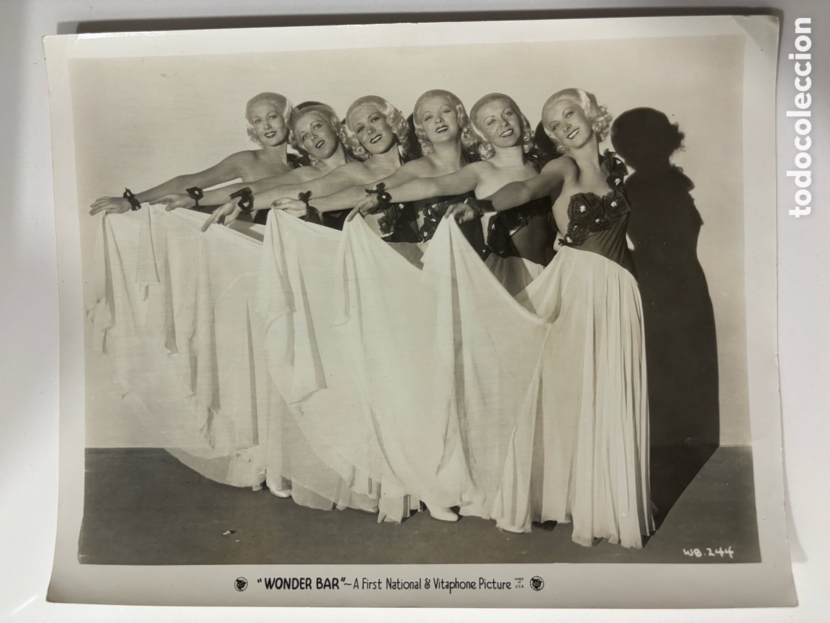 Cine: Foto original bailarinas wonder Bar