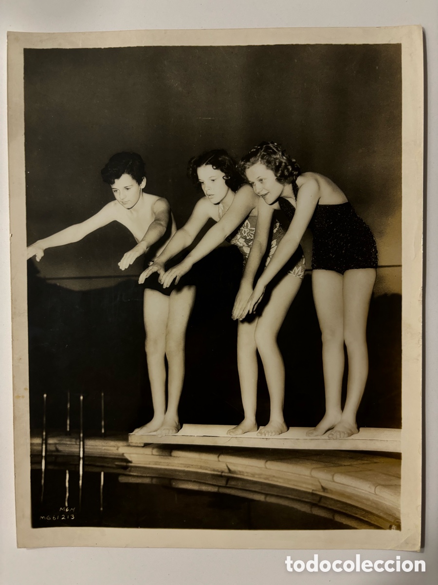 Kino: Foto original MGM de Judy Garland Freddie bartholomew y Betty Jaynes en la piscina