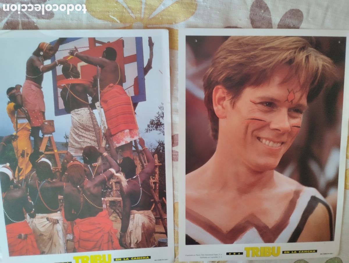 Cine: 2 FOTOCROMOS - UNA TRIBU EN LA CANCHA