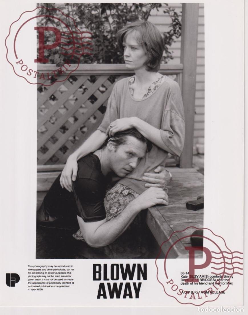 Cine: BLOWN AWAY. CINE CINEMA. ACTOR ACTRESS. PHOTO FOTO +-25X20CM