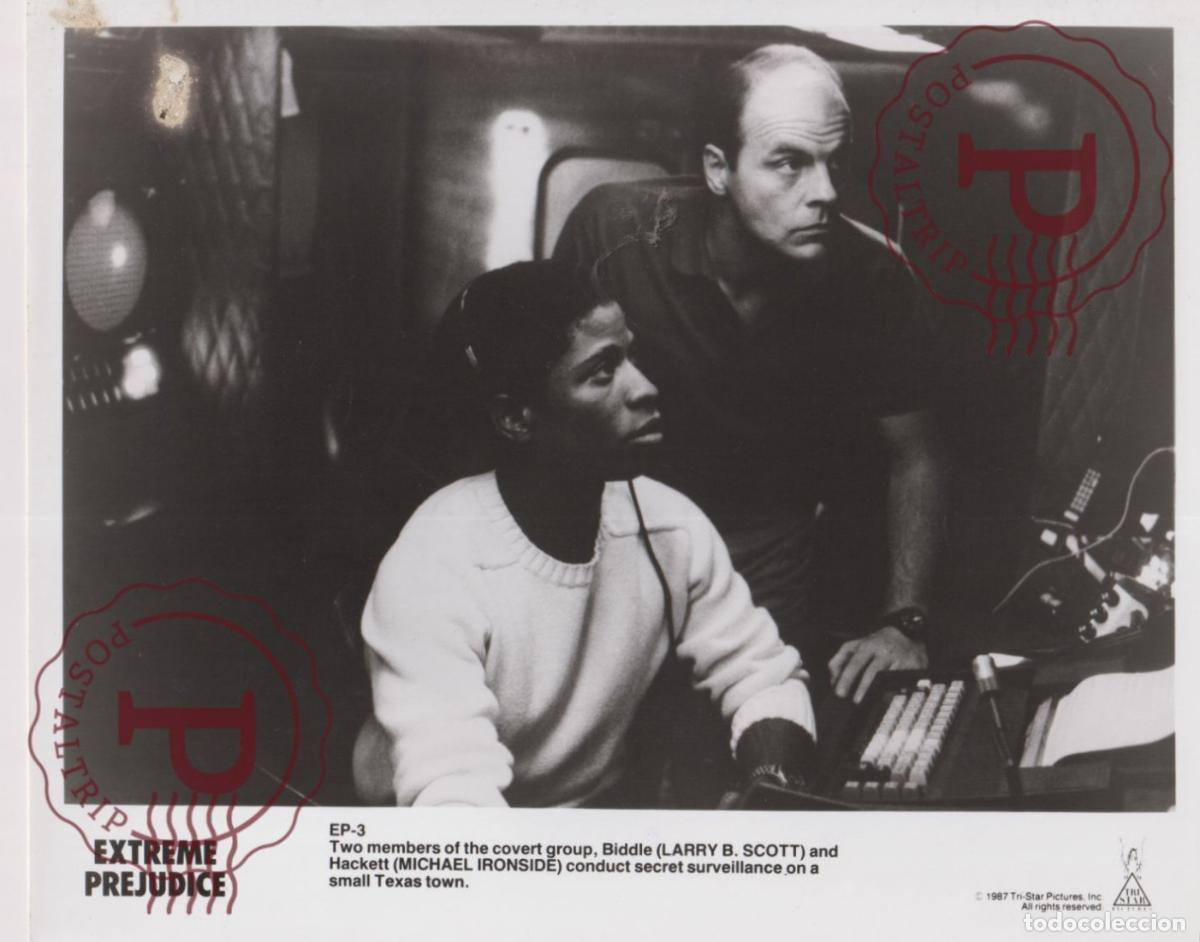 Cine: EXTREME PREJUDICE. CINE CINEMA. ACTOR ACTRESS. ACTRIZ. PHOTO FOTO +-25.5X20.5CM