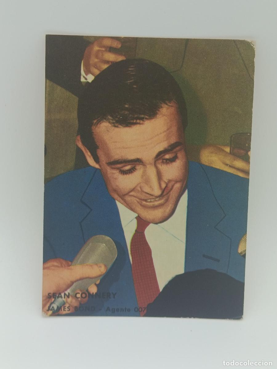 Cine: FOTO CROMO ANTIGUO CARTON 7,5CM X 10,5 CM APROXIMADAMENTE. A&Ntilde;OS 60. SEAN CONNERY. PY