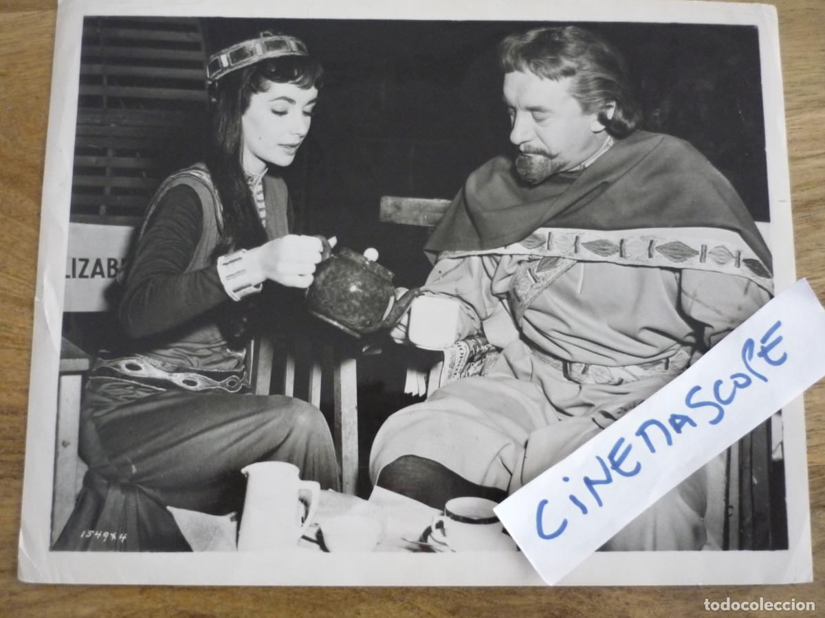 Cine: ivanhoe - foto original b/n - elizabeth taylor george sanders - descanso rodaje