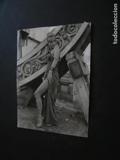 Cinema: MYLENE DEMONGEOT ACTRIZ ANTIGUA FOTOGRAFIA ORIGINAL 18 X13 CM