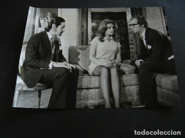 Cin&eacute;ma: CARMEN SEVILLA CON FERNANDO FERNAN GOMEZ Y JAIME DE MORA ANTIGUA FOTOGRAFIA ORIGINAL 18 X 24 CM
