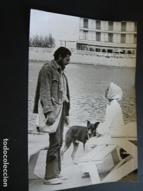 Cin&eacute;ma: CATHERINE DENEUVE Y MARCELO MASTROIANNI ANTIGUA FOTOGRAFIA ORIGINAL 20 X 30 CM