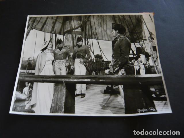 Cine: EL CAPITAN HORATIO HORNBLOWER ESCENA DE LA PELICULA ANTIGUA FOTOGRAFIA ORIGINAL 21 X 26 CM