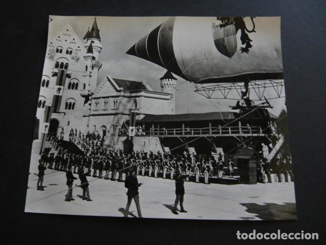 Cine: CHITTY CHITTY BANG BANG ESCENA DE LA PELICULA ANTIGUA FOTOGRAFIA ORIGINAL 18 X 20 CM