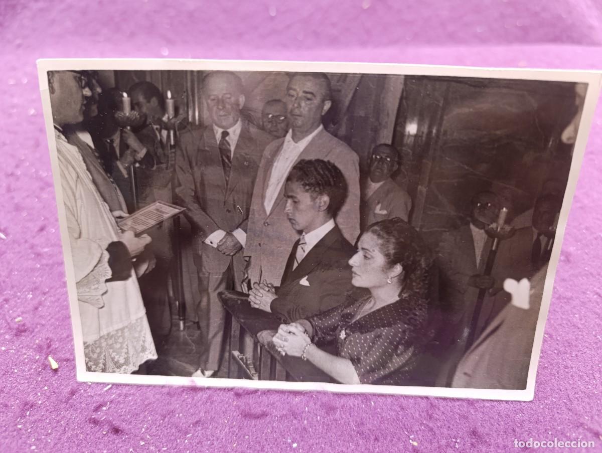 Cine: 1952, Antigua Fotograf&iacute;a de Archivo, Artista Juanita Reina, con C&eacute;sar Gir&oacute;n, sellos al dorso
