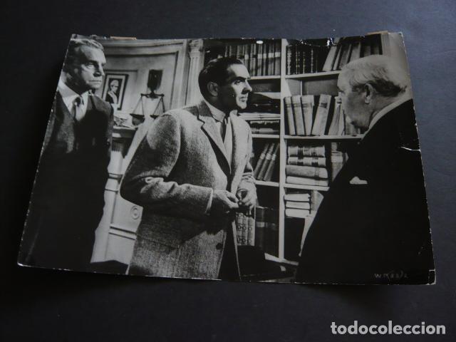 Cinema: TYRONE POWER ACTOR ESCENA DE PELICULA TESTIGO DE CARGO ANTIGUA FOTOGRAFIA ORIGINAL 24 X 18 CM