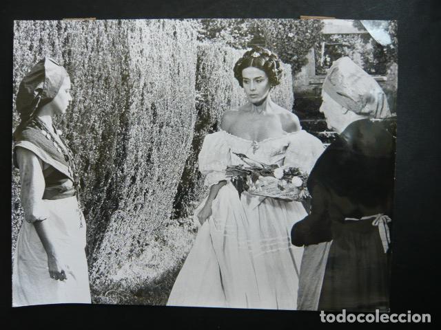 Cinema: FLOR DE SANTIDAD ESCENA DE LA PELICULA ANTIGUA FOTOGRAFIA ORIGINAL 18 X 24 CM