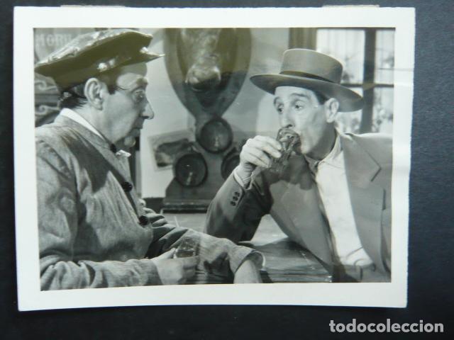 Cine: ANTONIO RIQUELME ACTO ANTIGUA FOTOGRAFIA ORIGINAL 9 X 12 CM