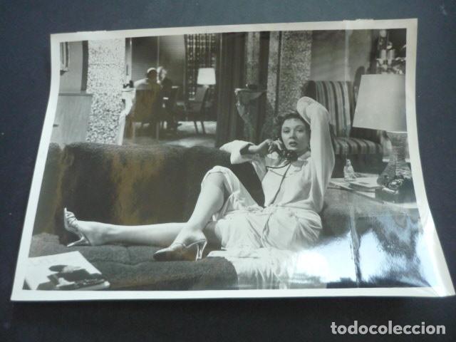 Cinema: LOS SOBORNADOS ESCENA DE LA PELICULA ANTIGUA FOTOGRAFIA ORIGINAL 24 X 18 CM