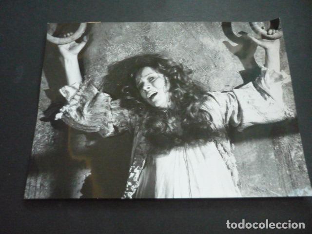 Cinema: SEPOLTA VIVA ESCENA DE LA PELICULA ANTIGUA FOTOGRAFIA 18 X 24 CM