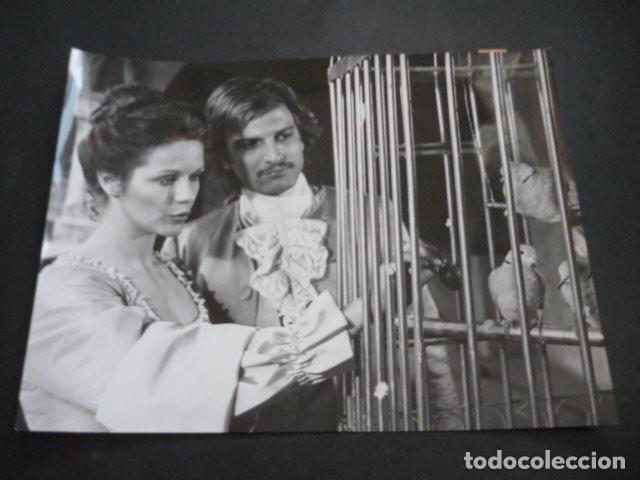 Kino: SEPOLTA VIVA ESCENA DE LA PELICULA ANTIGUA FOTOGRAFIA 18 X 24 CM
