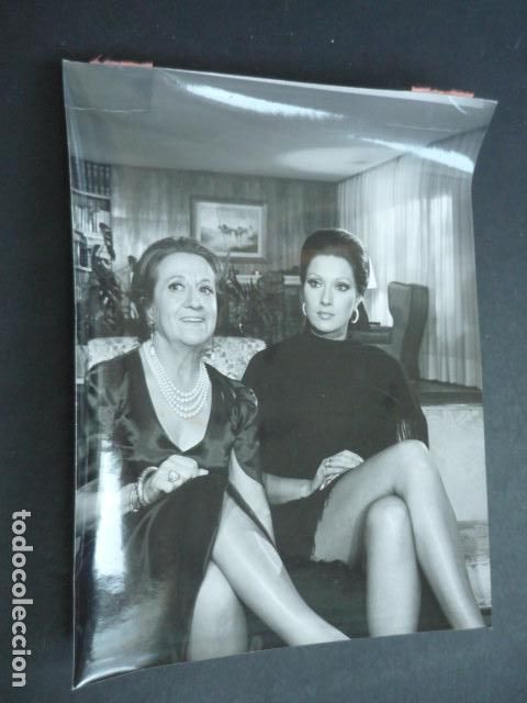 Cinema: HELGA LINE Y JULIA CABA ALBA ACTRICES ANTIGUA FOTOGRAFIA 15 X 20 CM