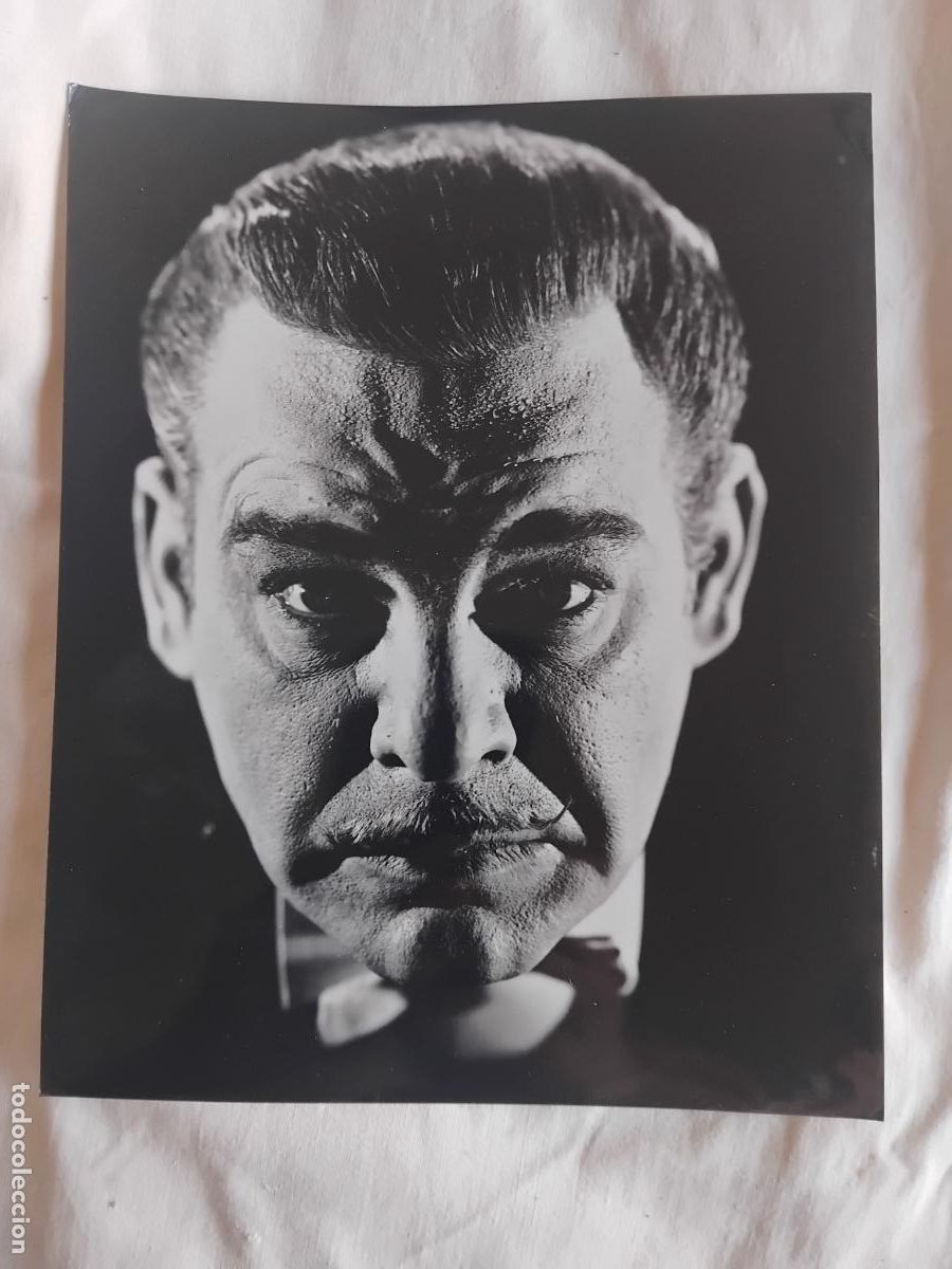 Cine: FOTOGRAFIA LOU CHANEY EN LA MANSION DE DRACULA. 20 X 25 CM