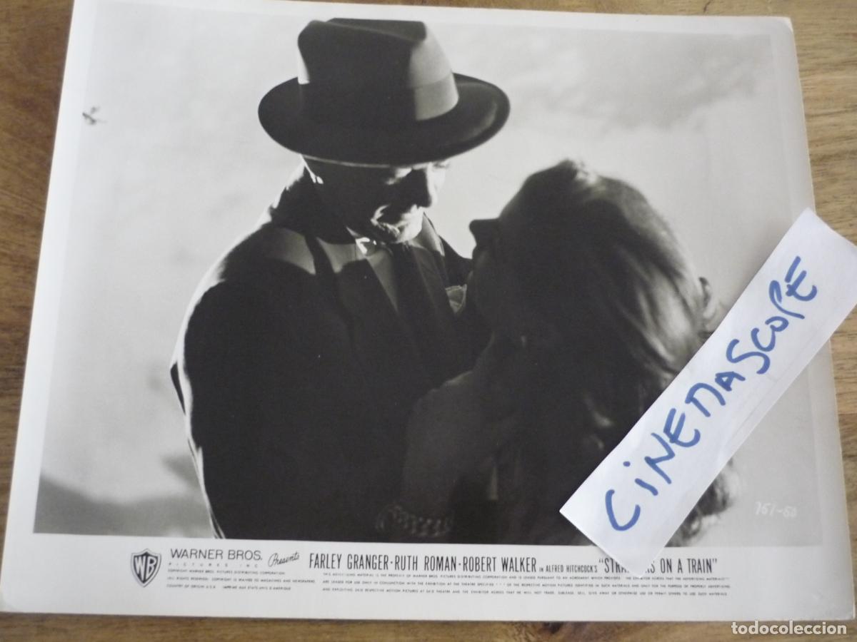Cine: extra&ntilde;os en un tren - foto original b/n - alfred hitchcock Kasey Rogers Robert Walker