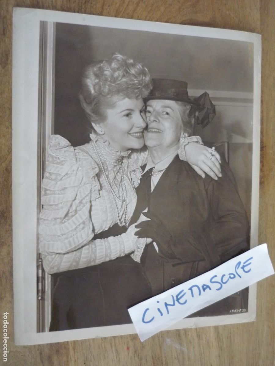 Cine: joan fontaine - foto original b/n - Dame May Whitty the constant nimph