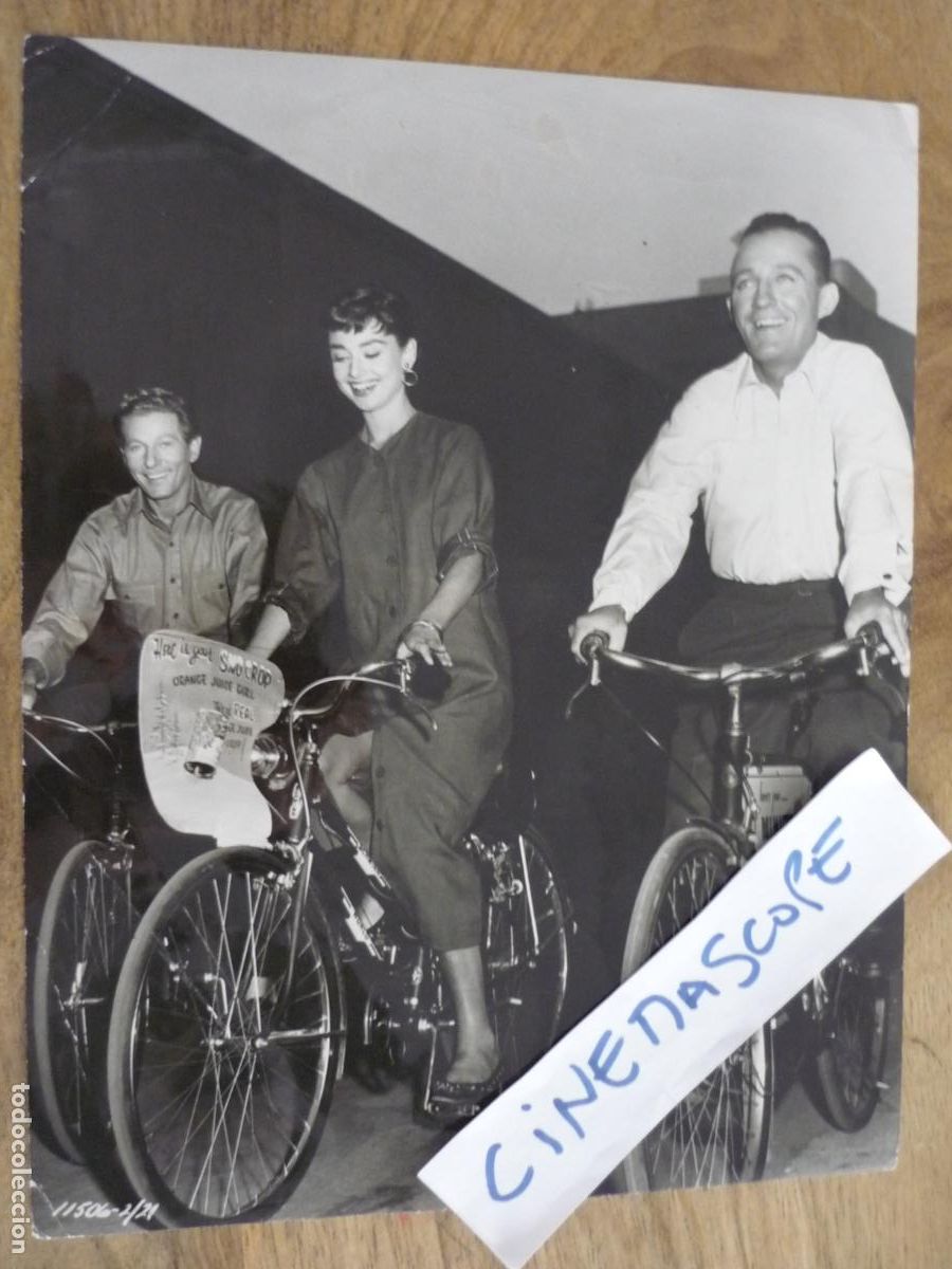 Cine: audrey hepburn - foto original b/n - bing crosby danny kaye - descanso film navidades blancas