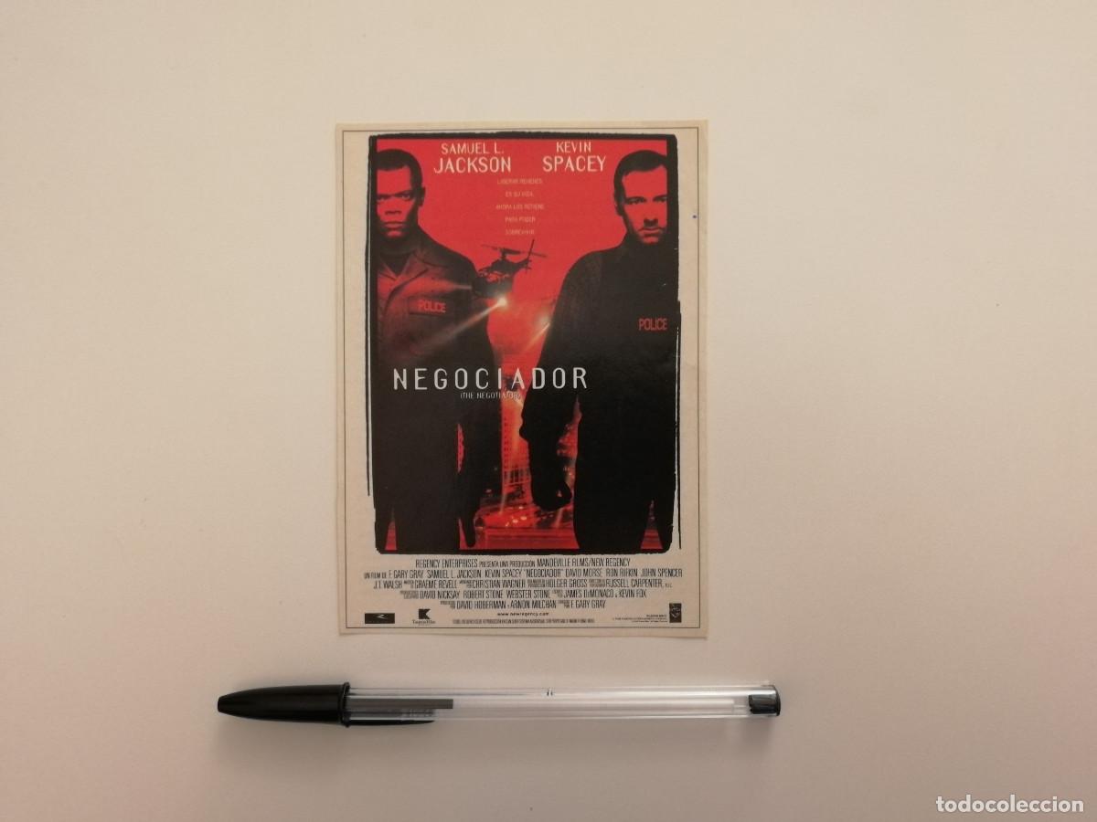 Cine: FICHA COLECCIONABLE -10*15- NEGOCIADOR - Samuel L. Jackson - KEVIN SPACEY