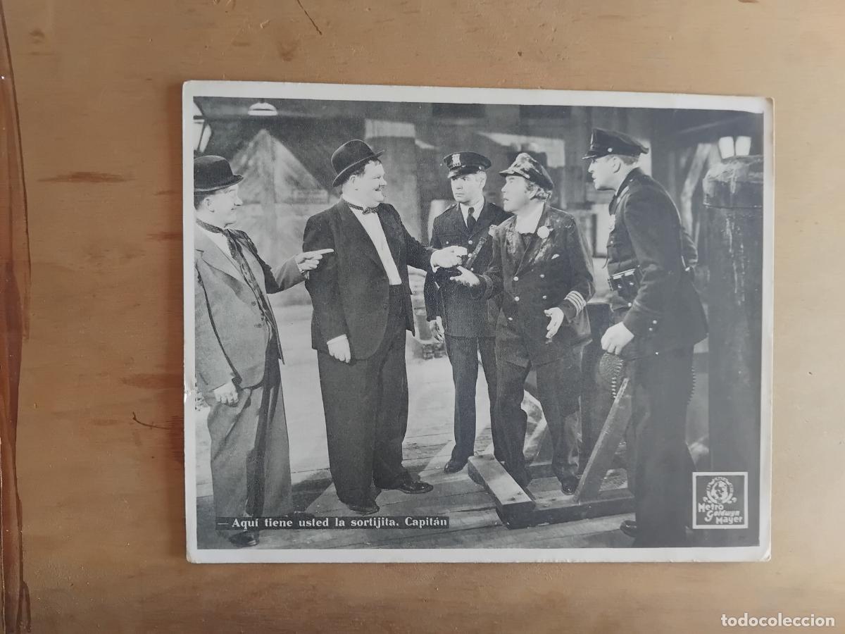 Cine: STAN LAUREL Y OLIVER HARDY FOTOCROMO ORIGINAL ESPA&Ntilde;OL. METRO GOLDWYN MAYER