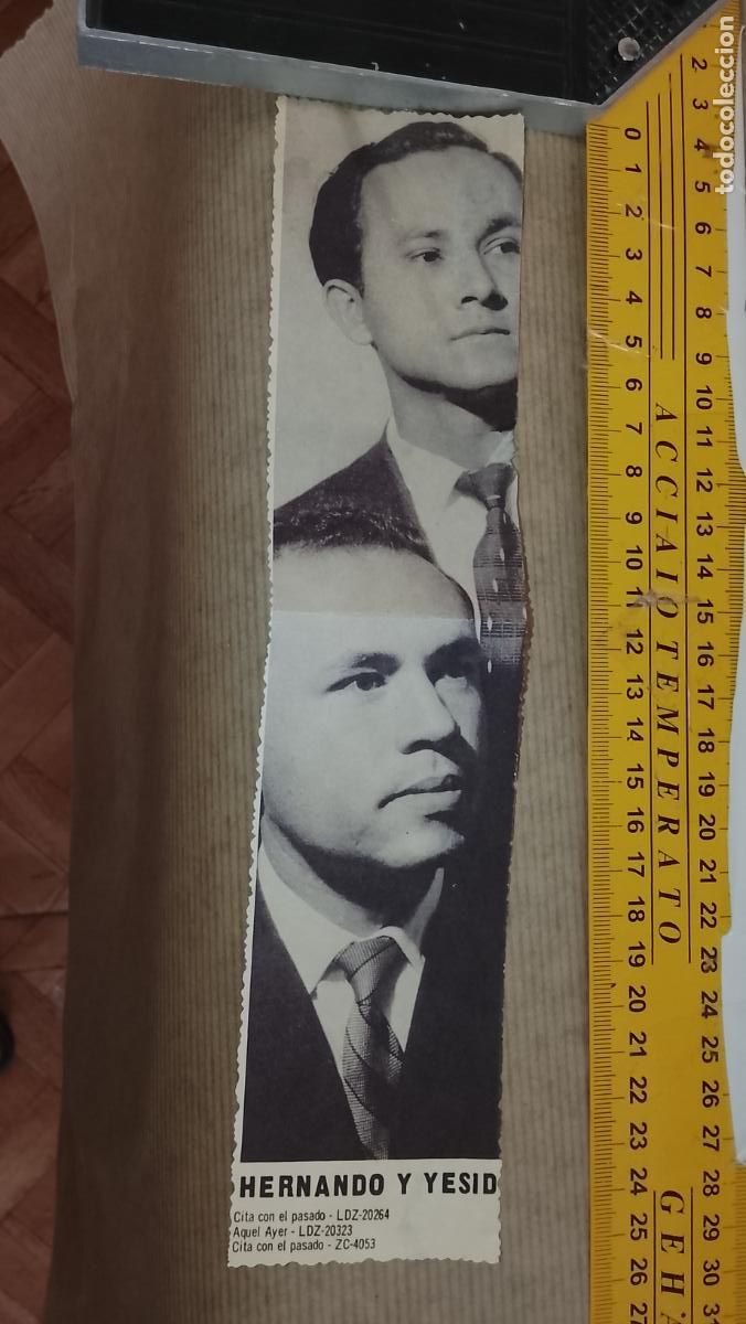 Cine: TROQUELADO MUSICA CANTANTE PAPEL TIPO CROMO A&Ntilde;OS 60 - HERNANDO Y YESID