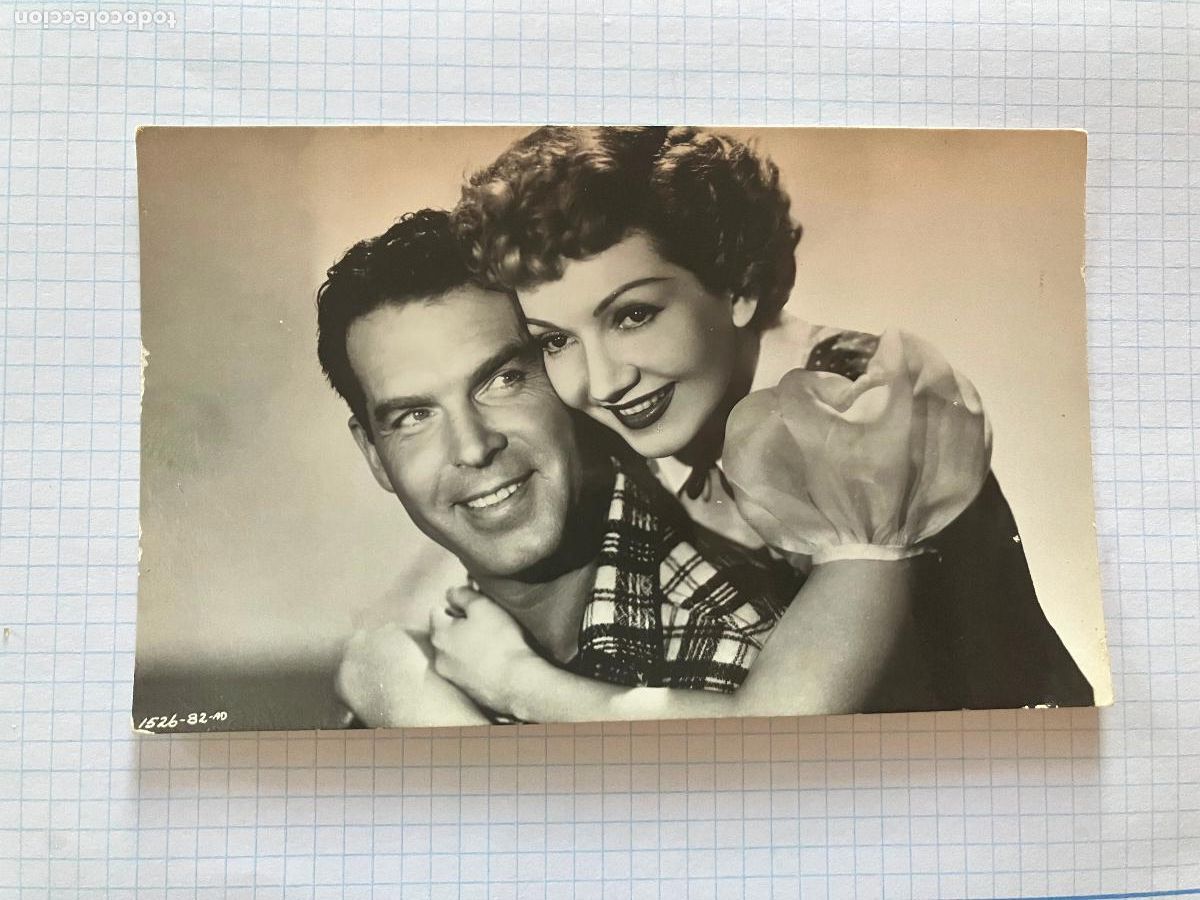 Cine: CLAUDETTE COLBERT FRED MAC MURRAY - ANTIGUA POSTAL CINE ORIGINAL