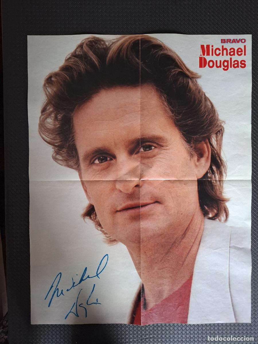 Cine: Poster doble revista Bravo Michel Douglas Sylvester Stallone Dolf Lundgren Rocky IV