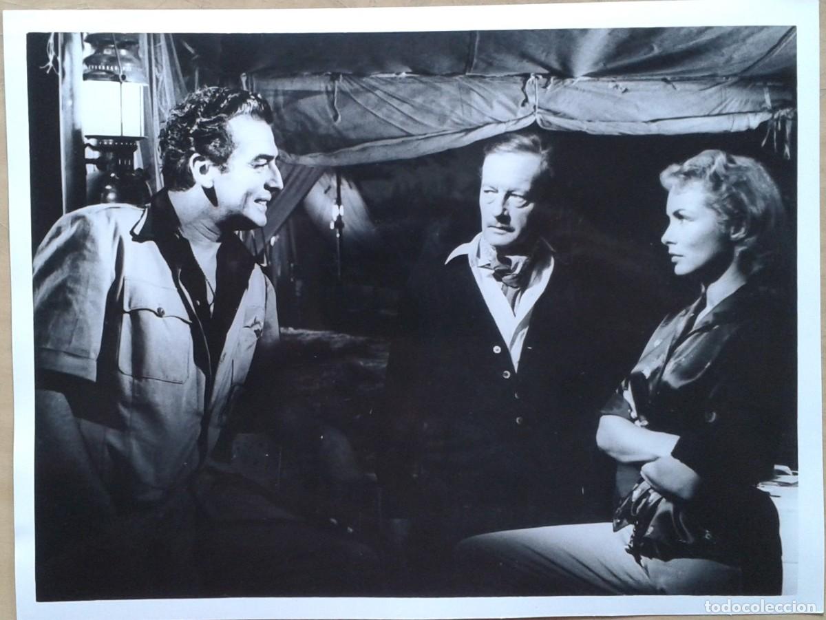 Cine: SAFARI. FOTO 18X24. VICTOR MATURE, JANET LEIGH, ROLAND CULVER