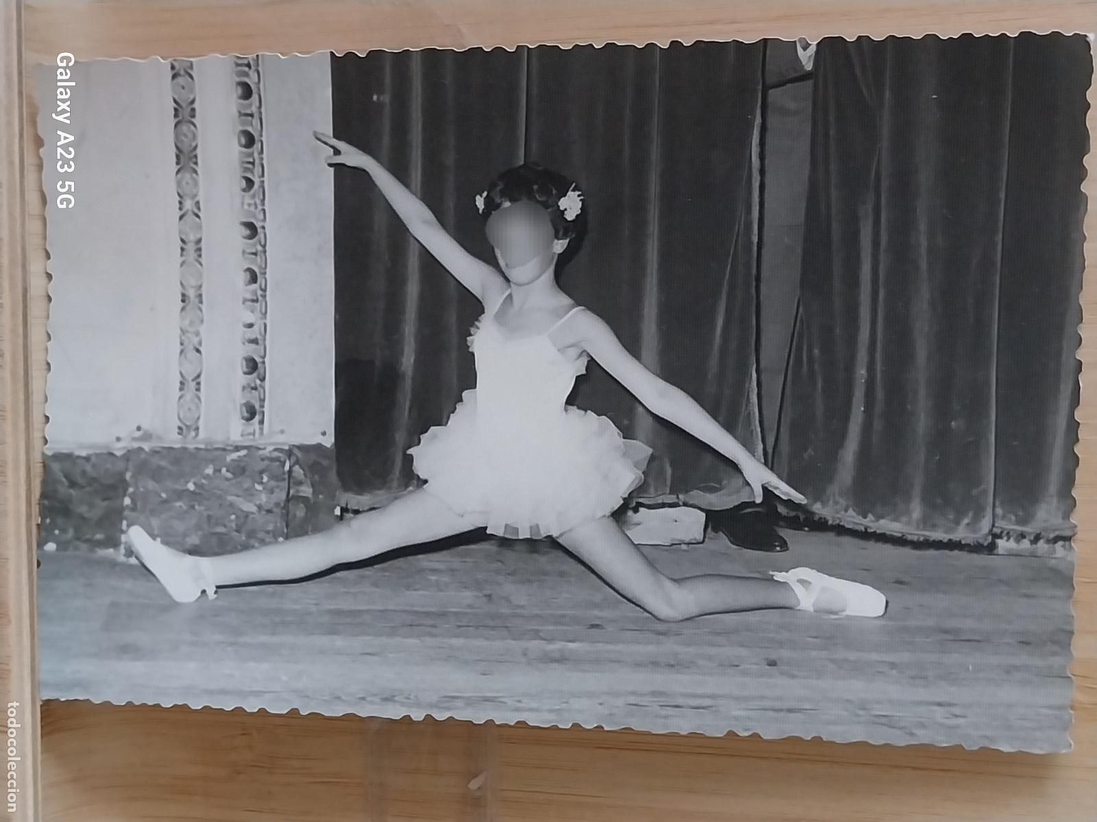 Cine: BALLET CLASICO NI&Ntilde;A ESCENARIO FOTO PARTICULAR 14X9CMS ***