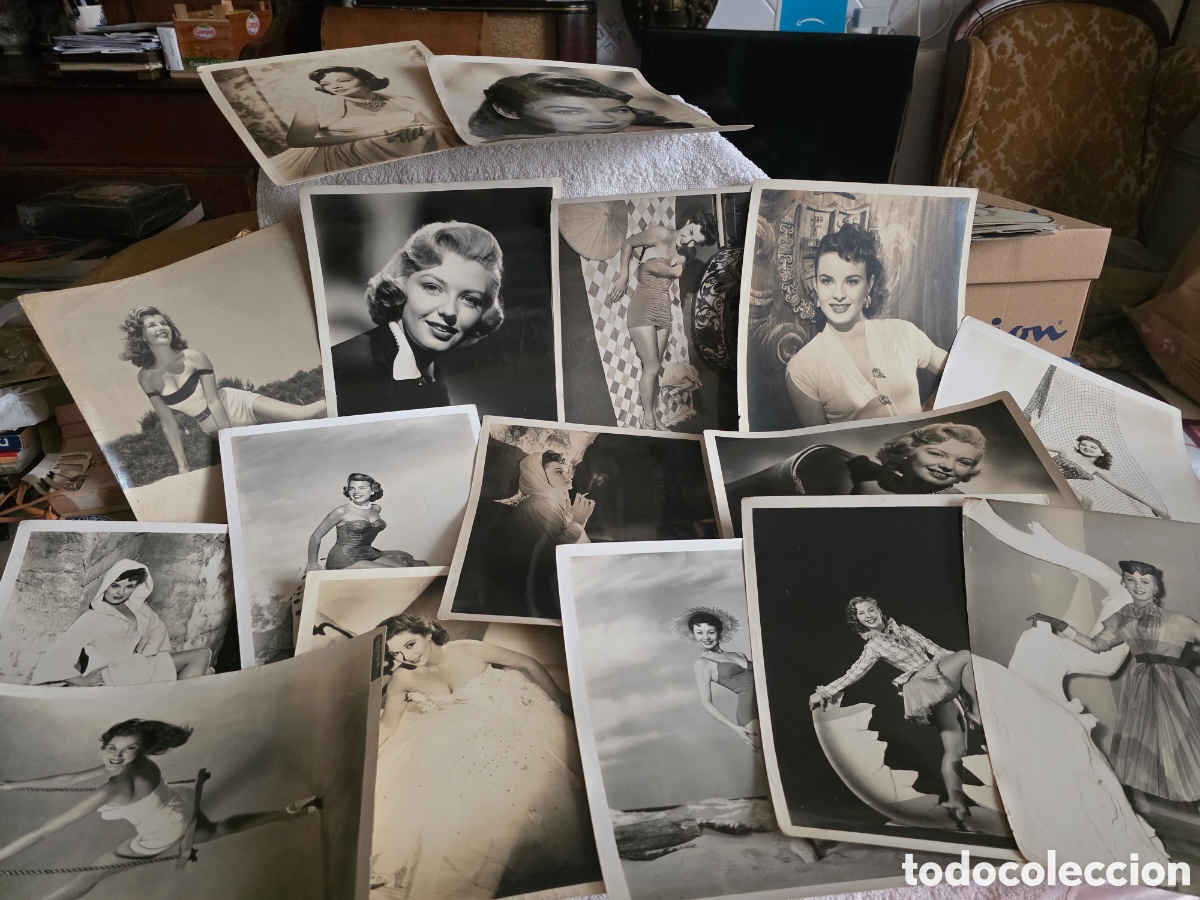 Cine: &Aacute;LBUM CON 34 FOTOGRAF&Iacute;AS ACTRICES DE HOLLYWOOD. A&Ntilde;OS20/ 30/40
