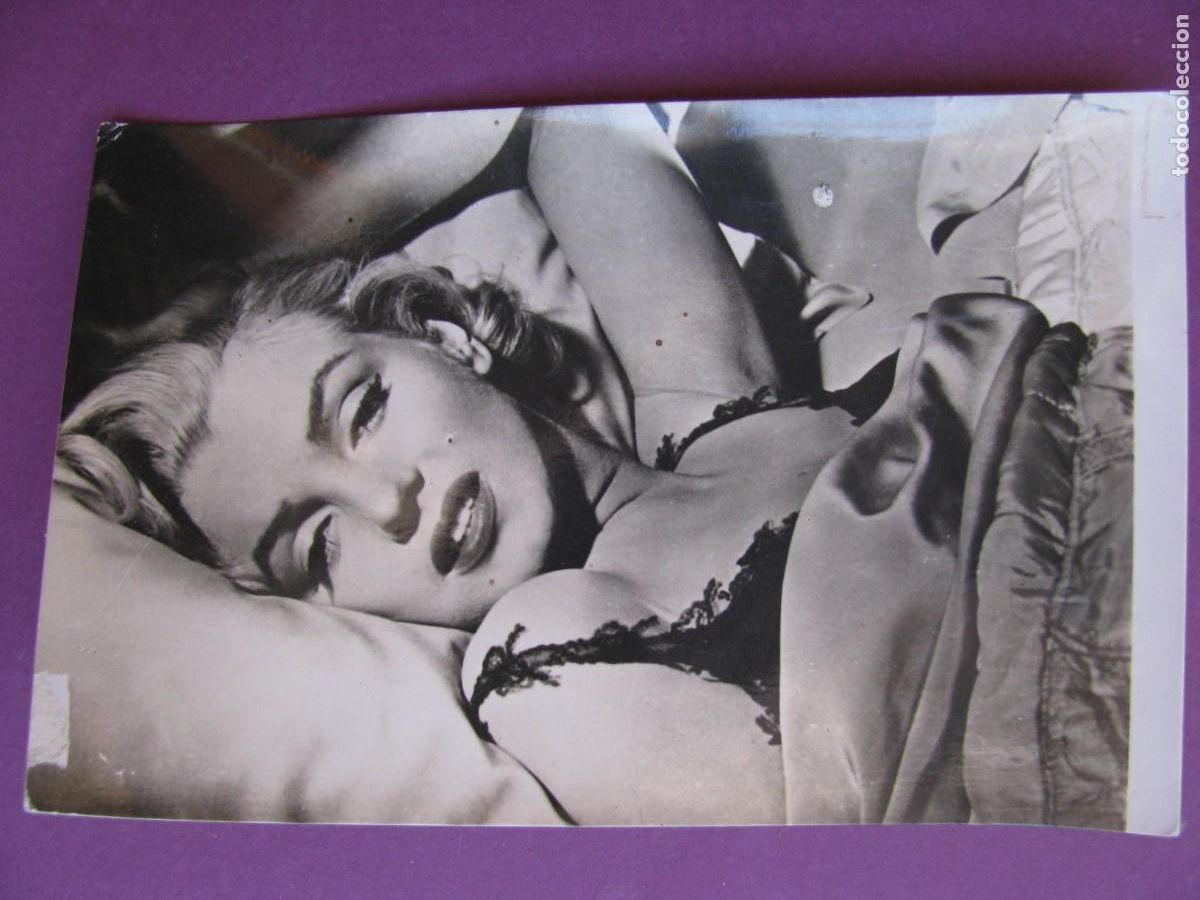 Cine: POSTAL FOTOGRAFICA DE LA ACTRIZ MARILYN MONROE. 2581.