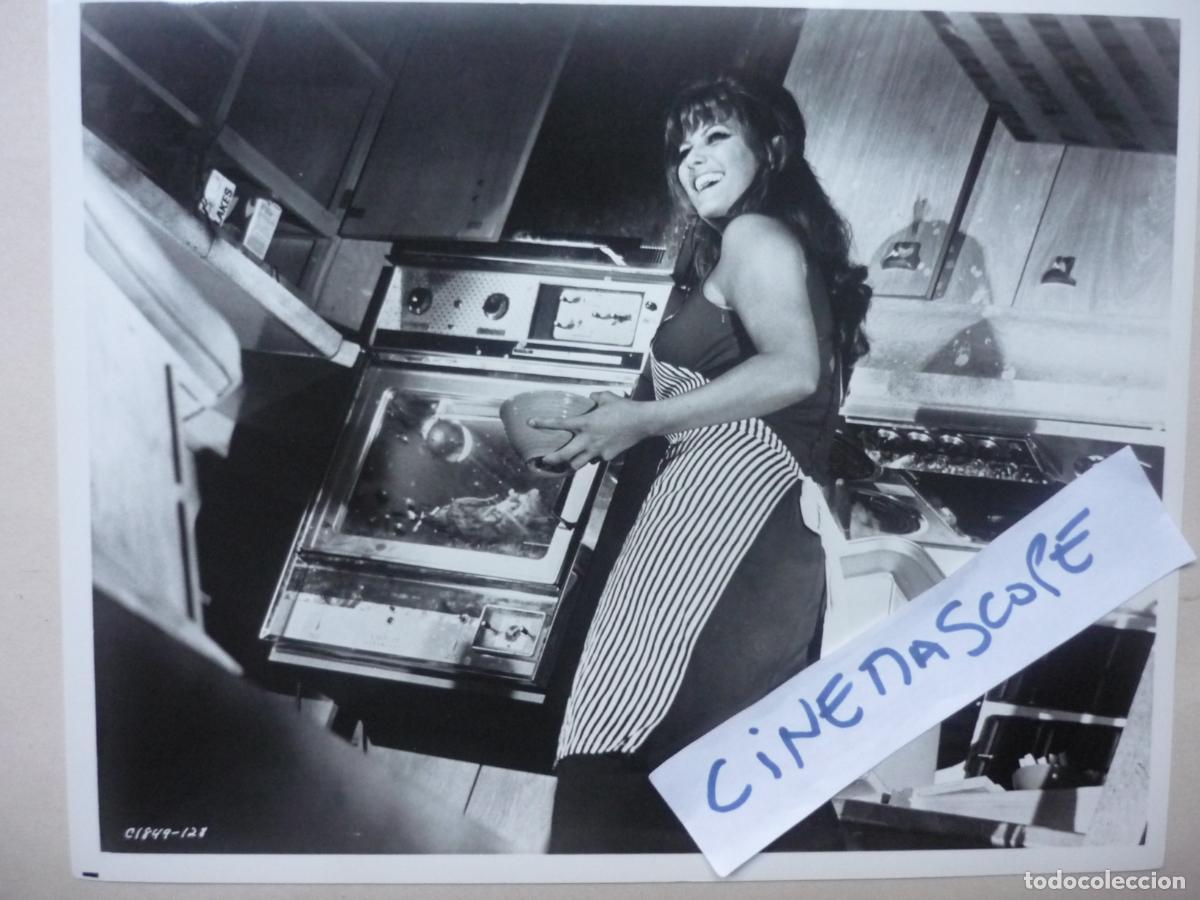 Cine: claudia cardinale - foto original b/n - italian cinema actress - no hagan olas Don't Make Waves