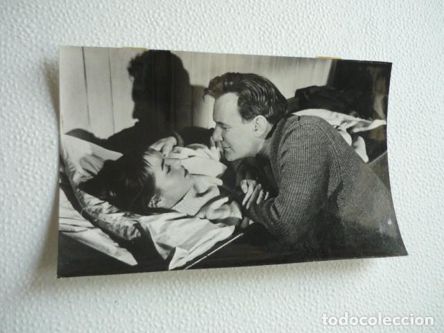 Cinema: MANUELA ESCENA DE LA PELICULA ANTIGUA FOTOGRAFIA ORIGINAL 11,5 X 14,5 CM