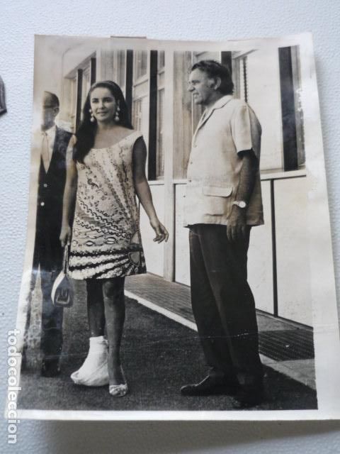 Cine: ELISABET TAYLOR ACTRIZ ANTIGUA FOTOGRAFIA ORIGINAL 18 X 24 CM