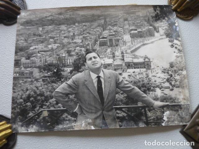 Cin&eacute;ma: ALBERTO SORDI ACTOR EN SAN SEBASTIAN ANTIGUA FOTOGRAFIA ORIGINAL 15 X 20 CM