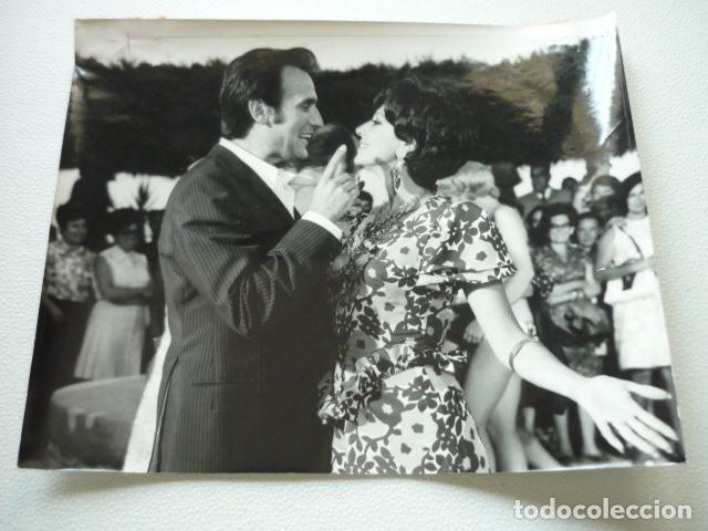 Kino: EN UN LUGAR DE LA MANGA MANOLO ESCOBAR ESCENA DE LA PELICULA ANTIGUA FOTOGRAFIA ORIGINAL 25 X 20 CM