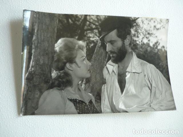 Kino: DOS A&Ntilde;OS DE VACACIONES ESCENA DE LA PELICULA ANTIGUA FOTOGRAFIA ORIGINAL 12 X 18 CM